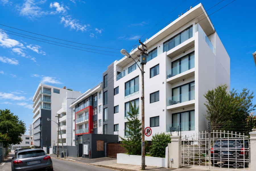1 Bedroom Property for Sale in Sea Point Western Cape
